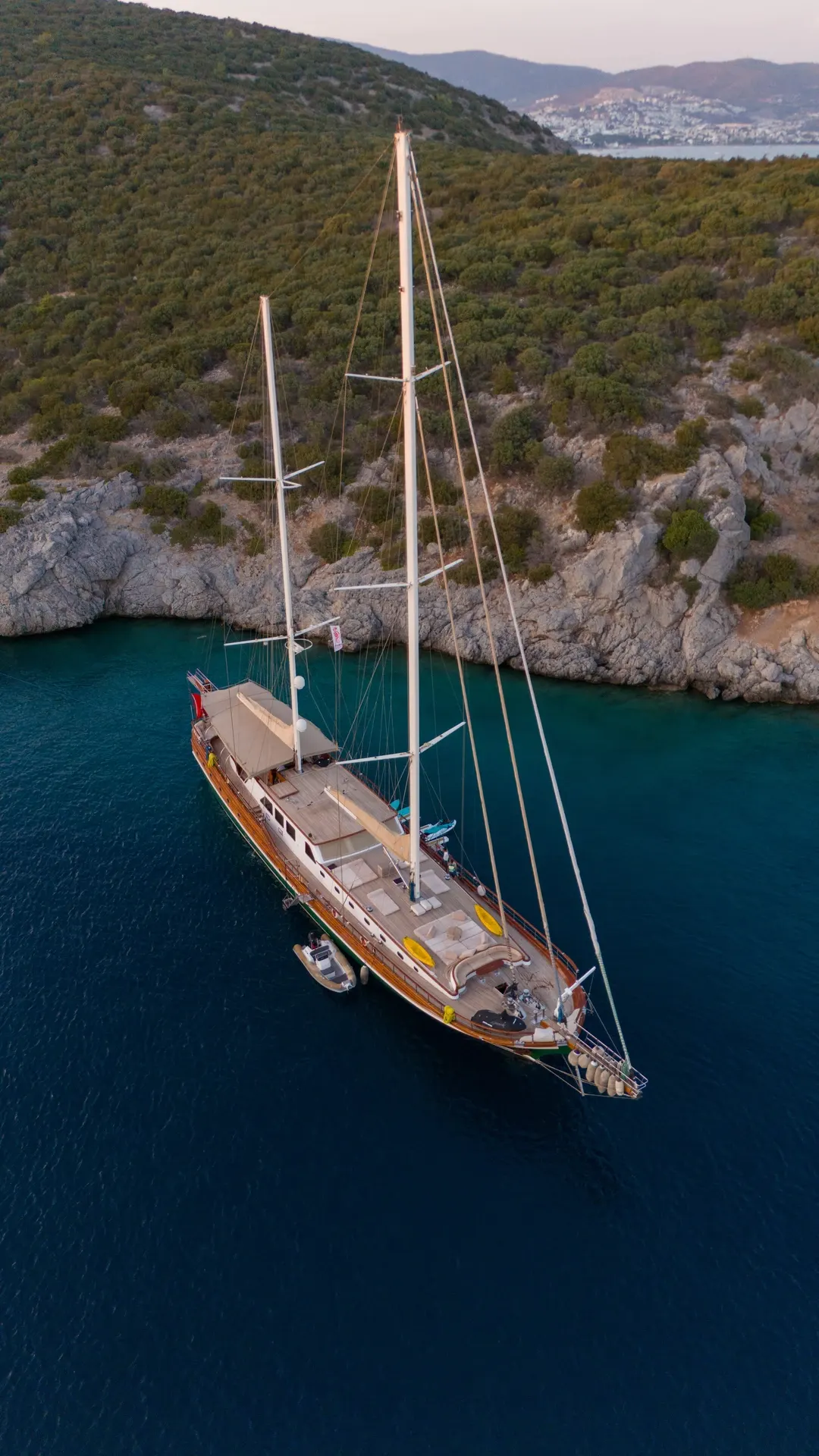La Bella Vita sailing in Bodrum