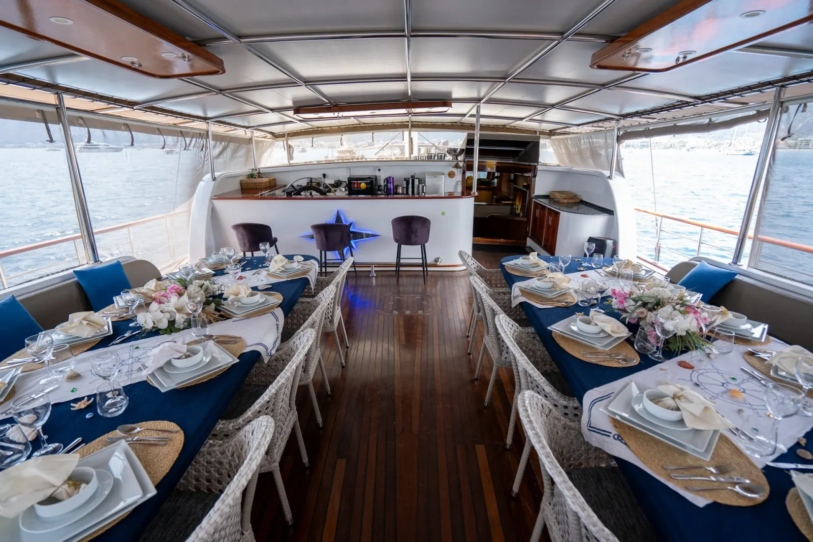 Nevra Queen sailing in Marmaris
