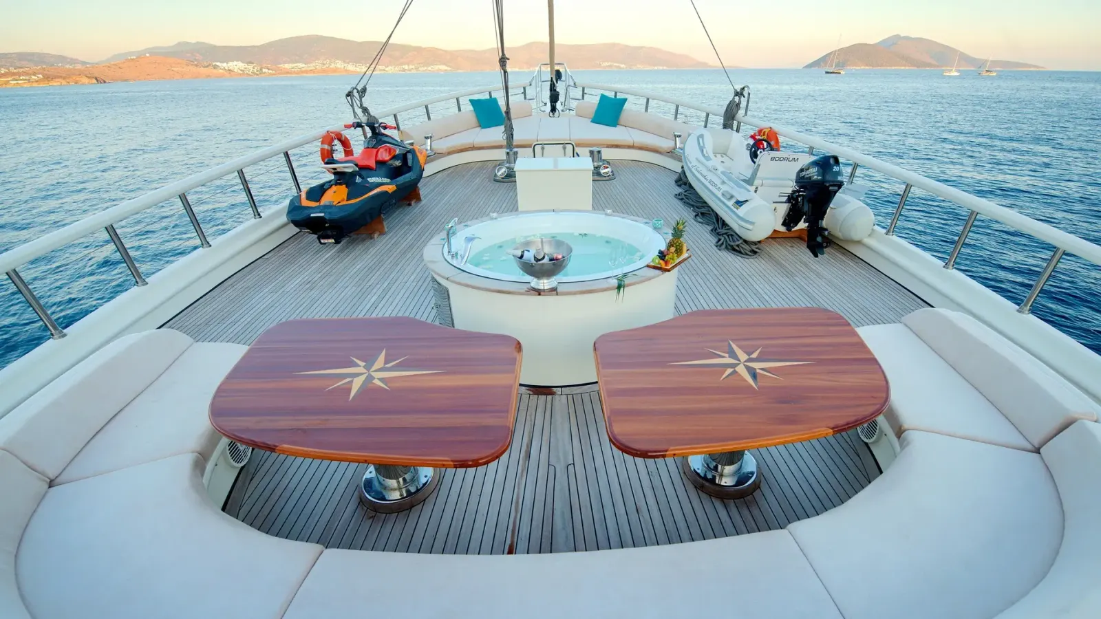 Queen of Salmakis sailing in Bodrum