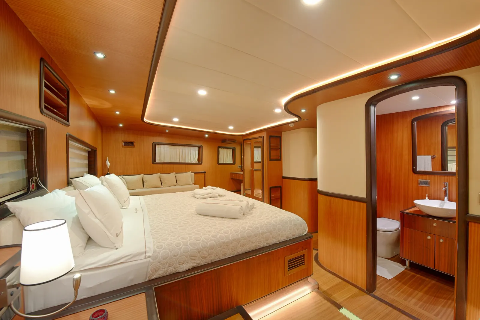 Queen of Salmakis sailing in Bodrum