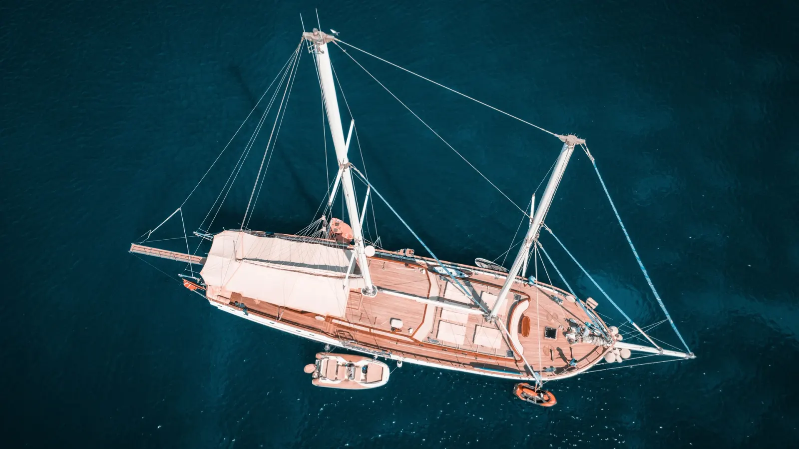 Wicked Felina Gulet interior cabin view