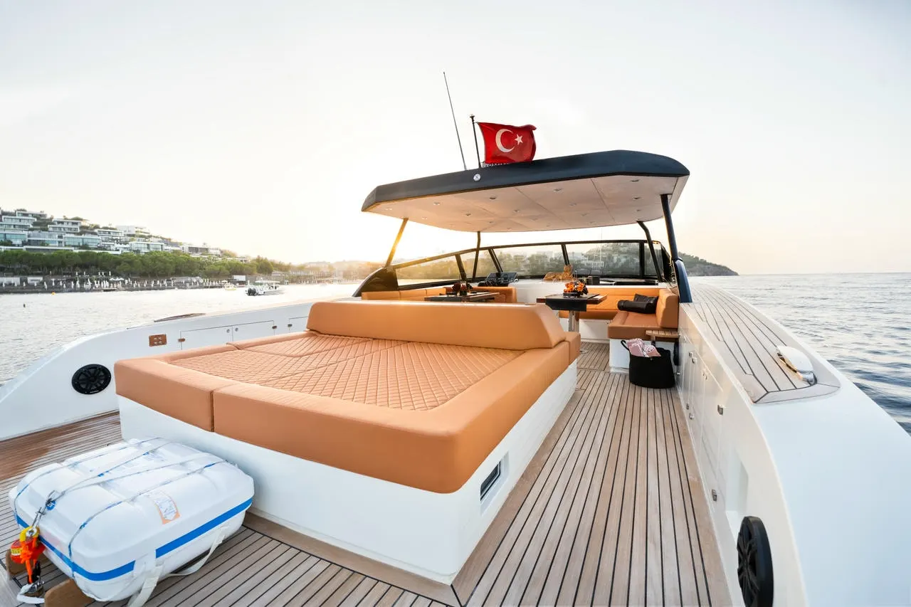 Phantom sailing in Bodrum