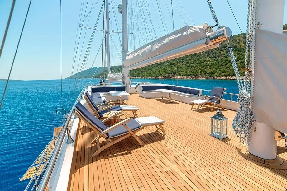 Bella Mare sailing in Bodrum