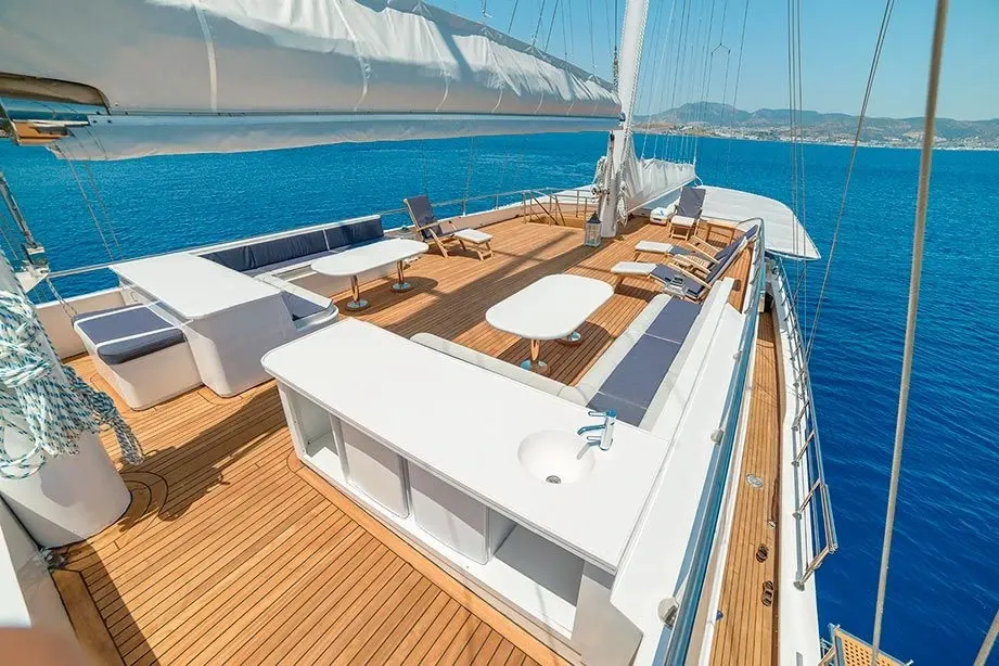 Bella Mare sailing in Bodrum