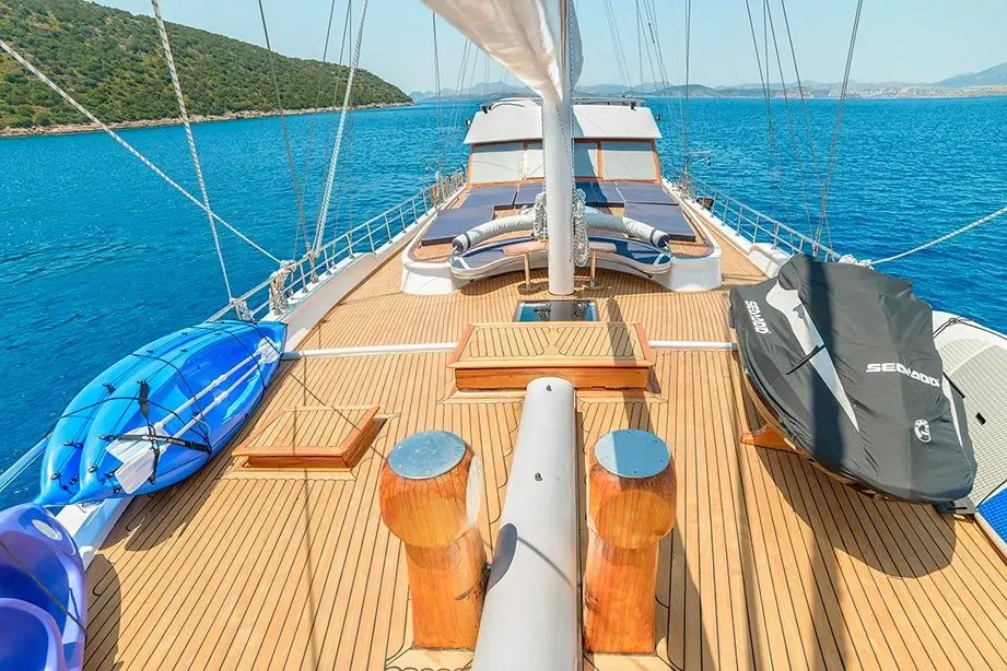 Bella Mare sailing in Bodrum