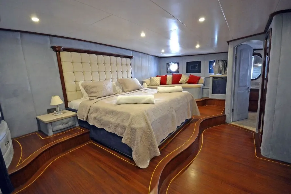 Bella Mare sailing in Bodrum