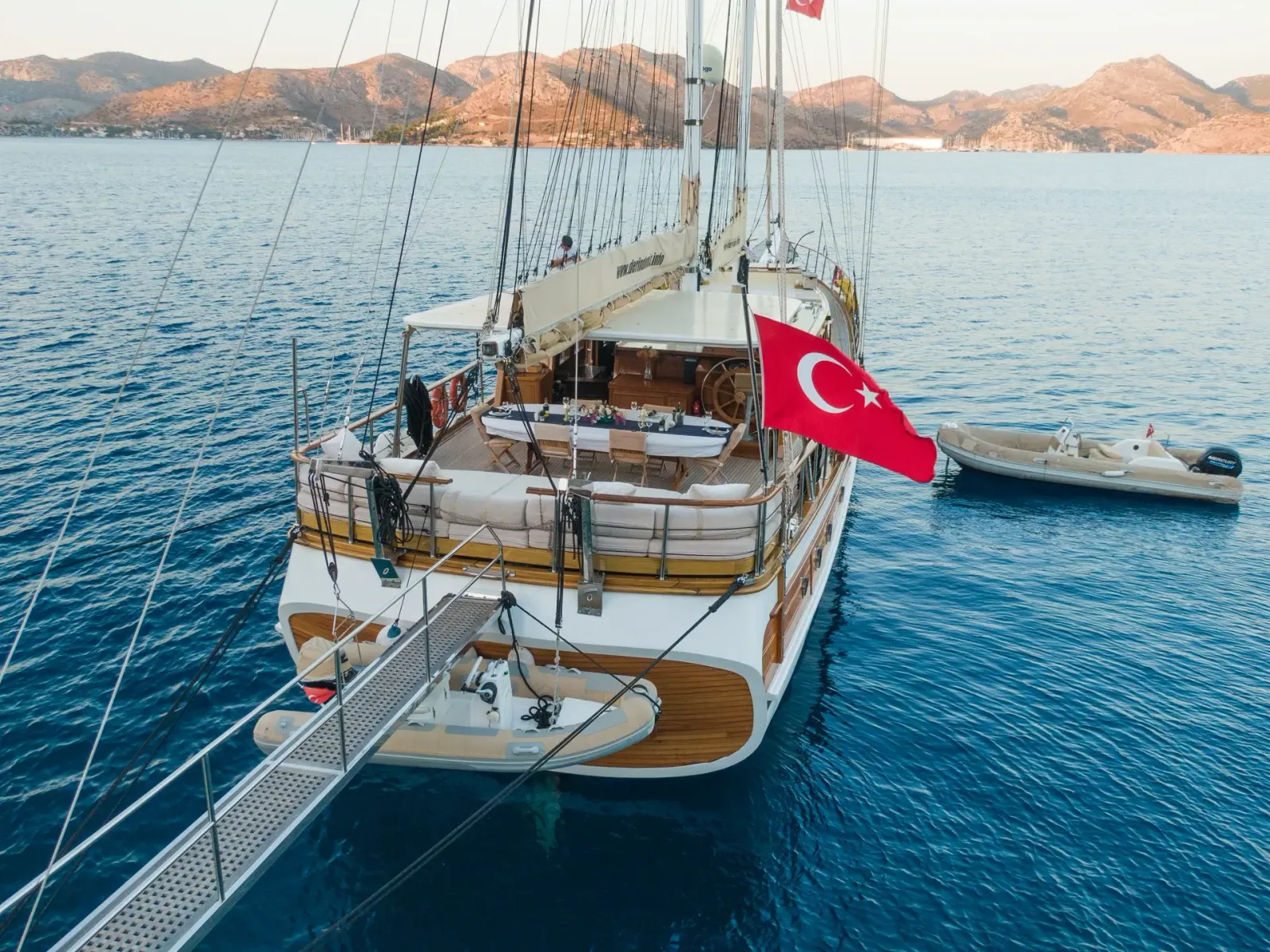 Derin Deniz sailing in Marmaris