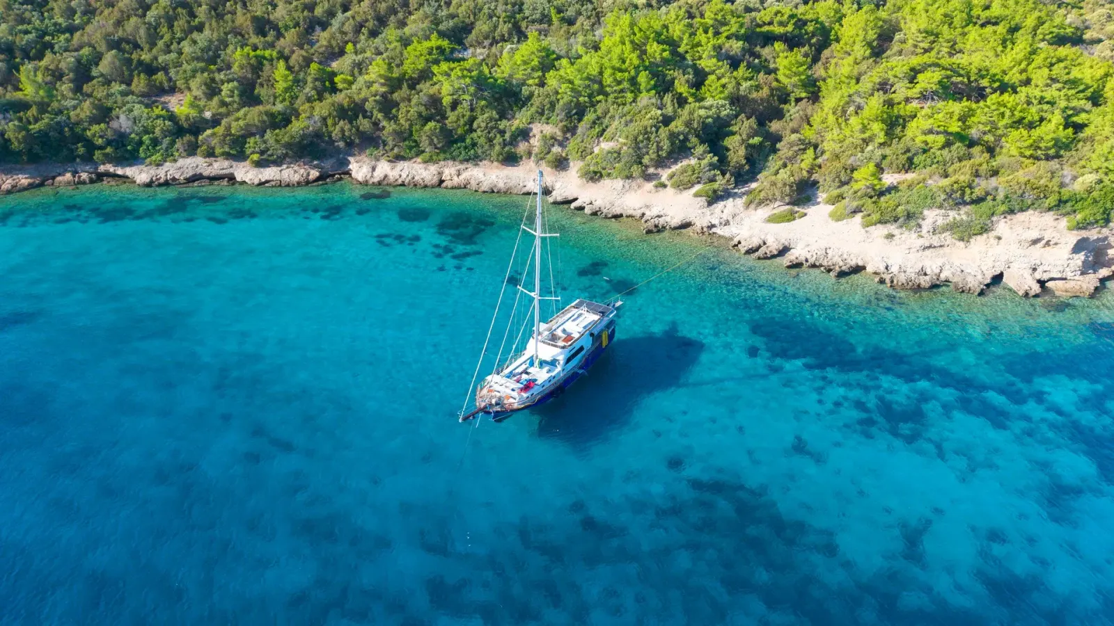 Giulia sailing in Bodrum