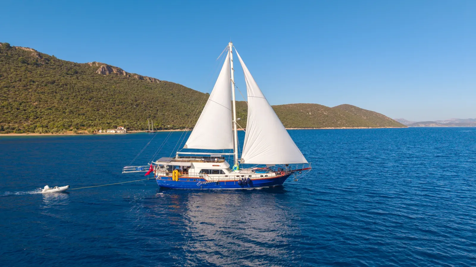 Giulia sailing in Bodrum