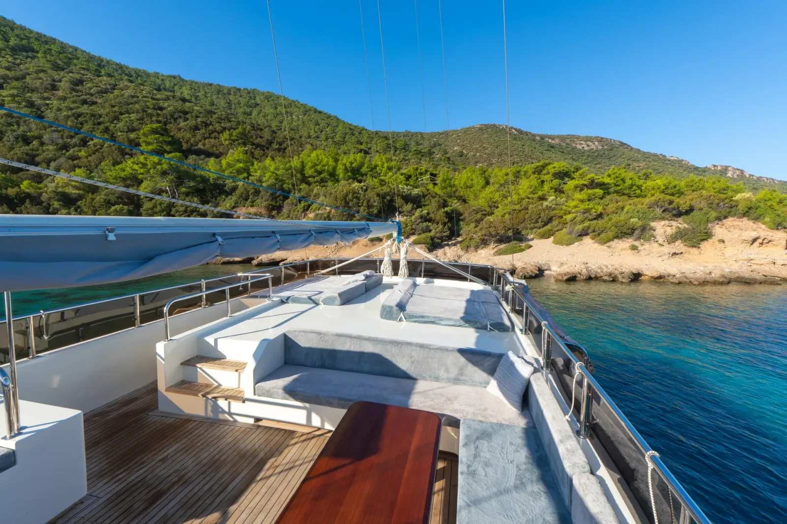 Giulia sailing in Bodrum