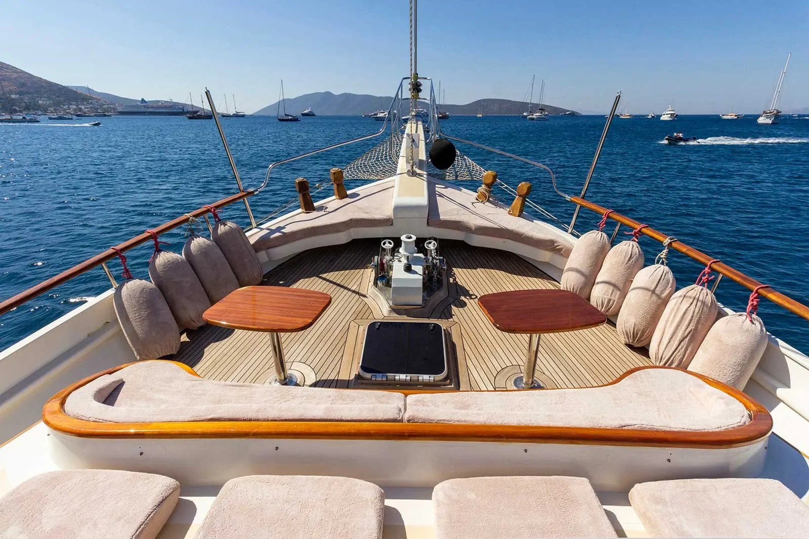 Mürvet Hanım sailing in Bodrum