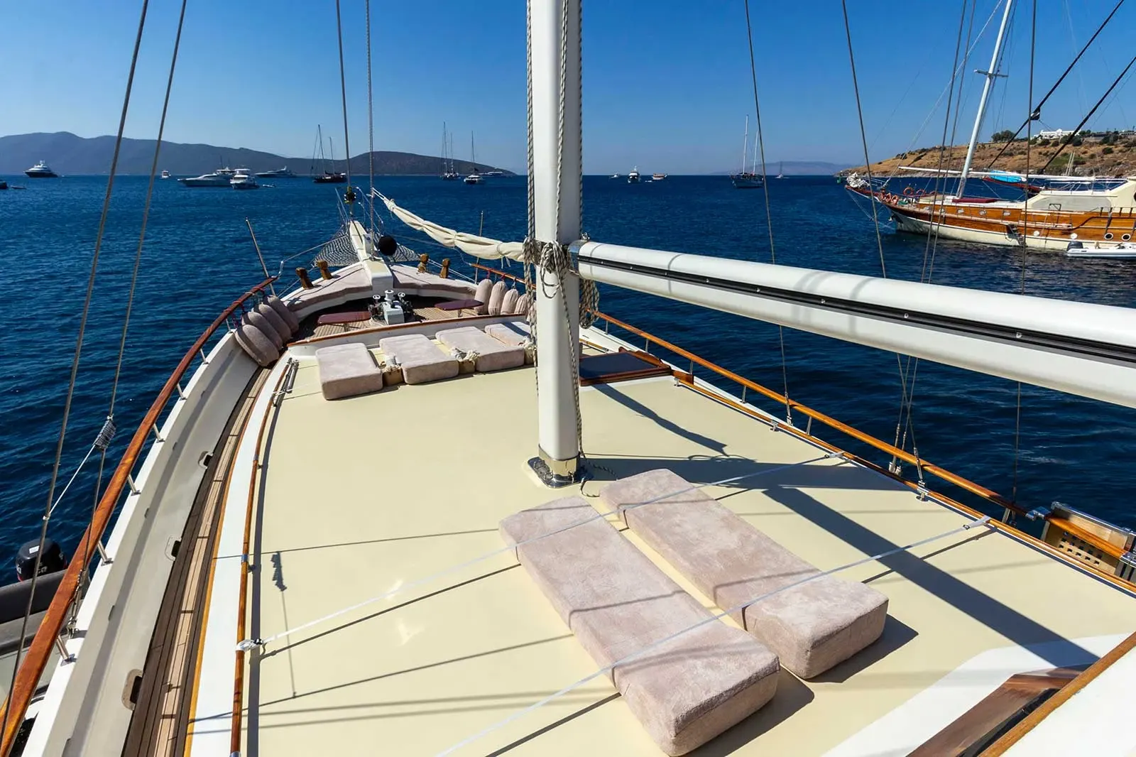 Mürvet Hanım sailing in Bodrum