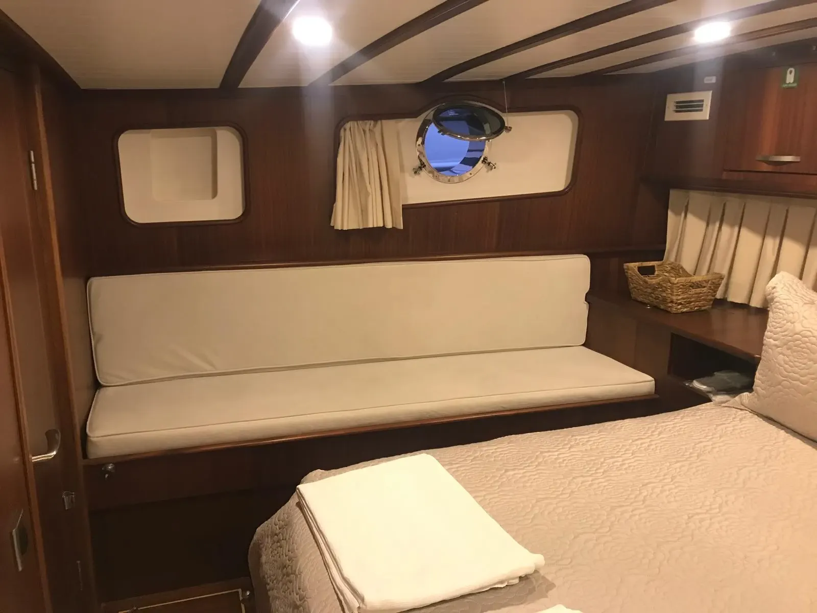 Anka-35 sailing in Bodrum