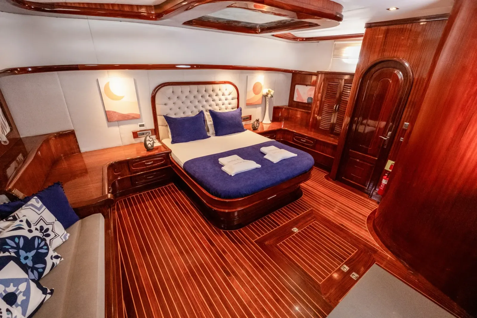 Luce Del Mare sailing in Fethiye