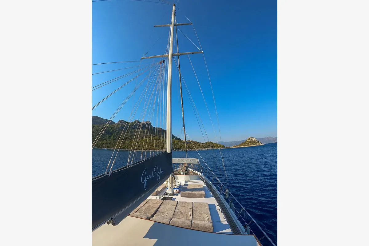 Grand Sailor sailing in Marmaris