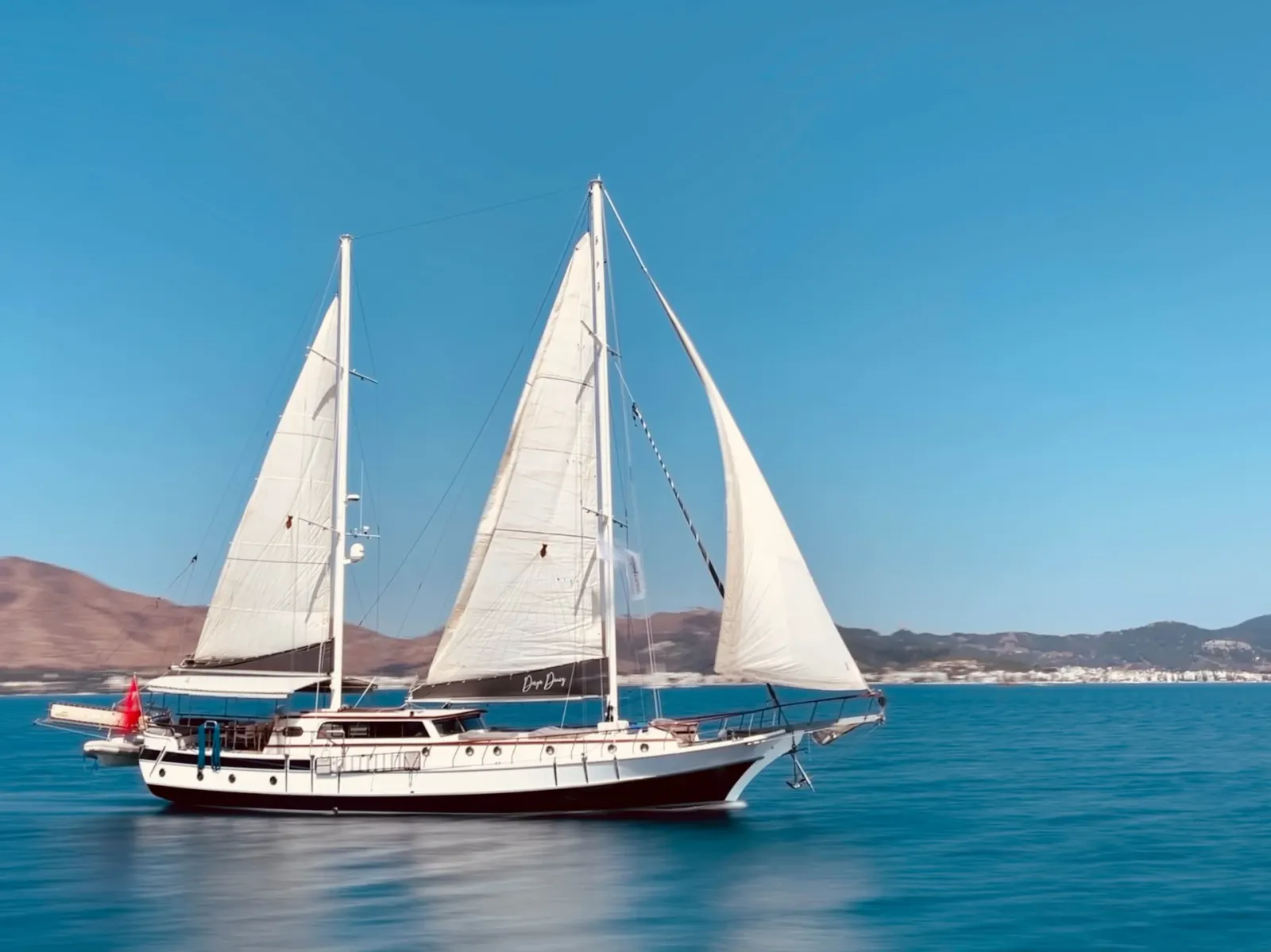 Derya Deniz Gulet interior cabin view
