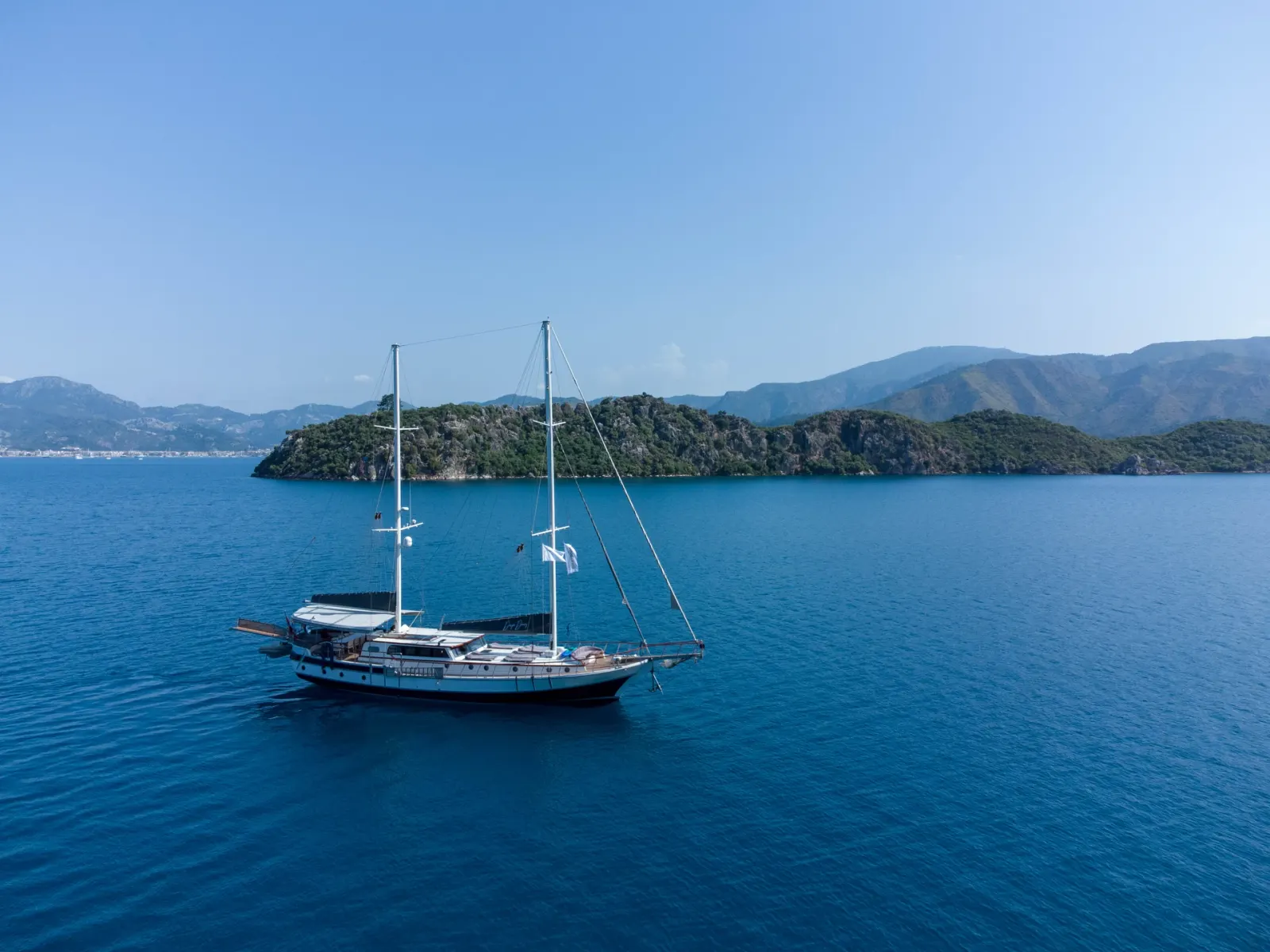 Derya Deniz Gulet interior cabin view