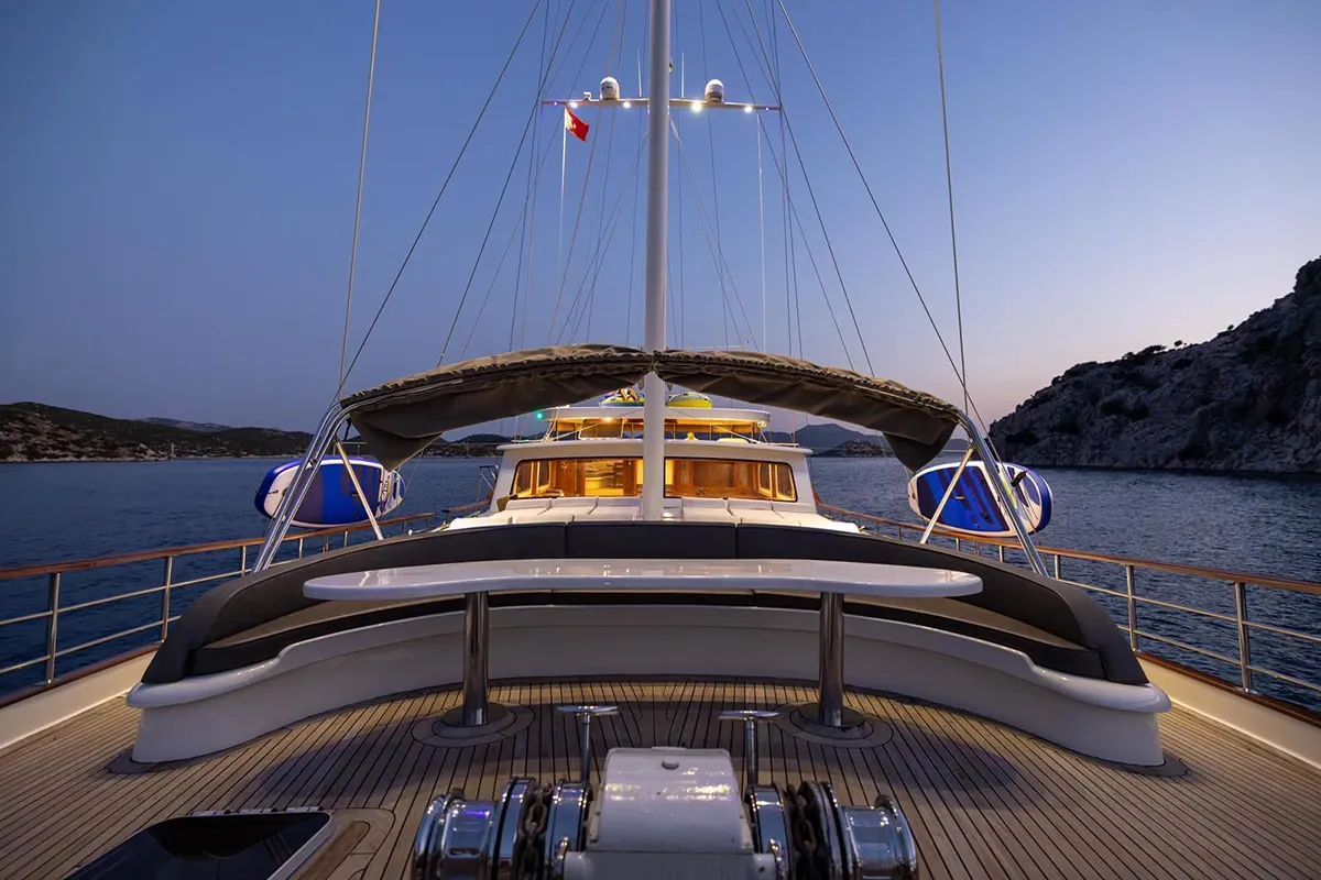 Aqua Bella sailing in Bozburun