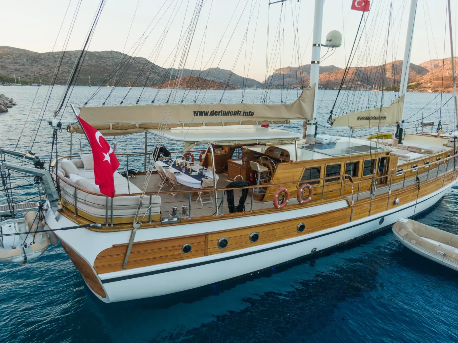 Diva Deniz sailing in Marmaris
