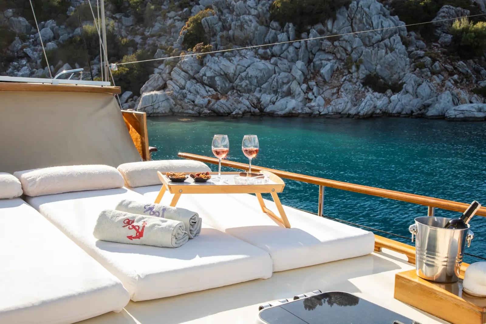 Diva Deniz sailing in Marmaris