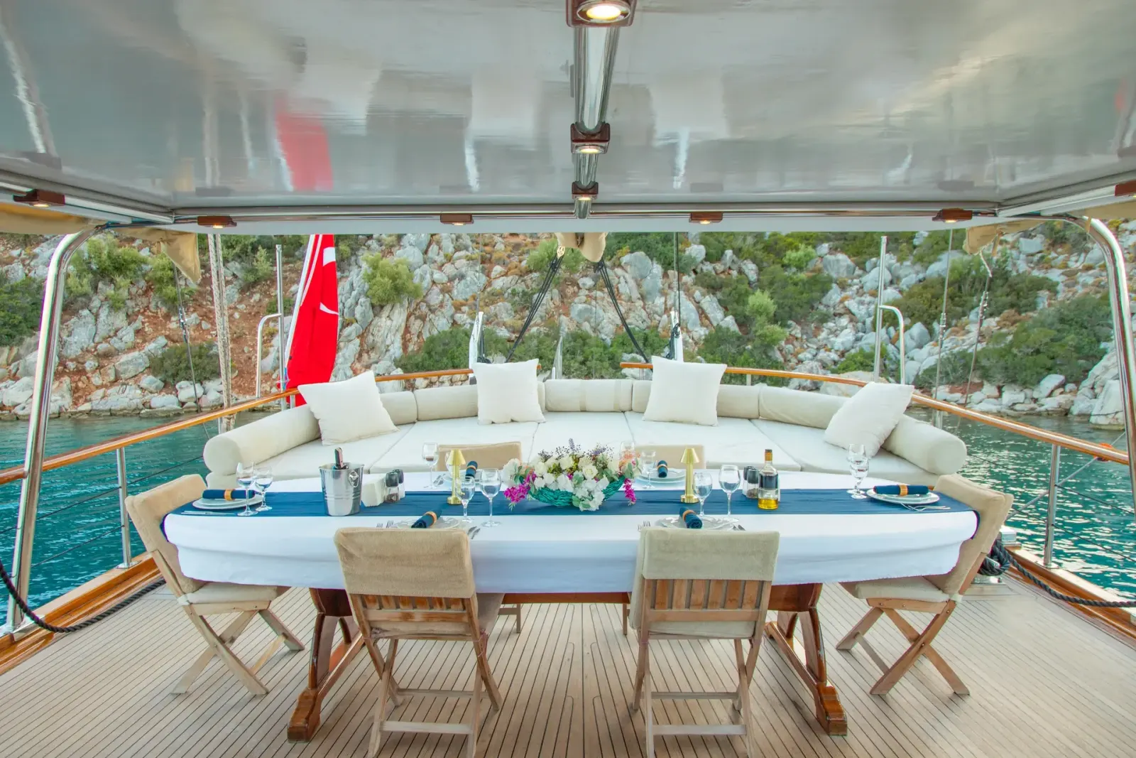 Diva Deniz sailing in Marmaris