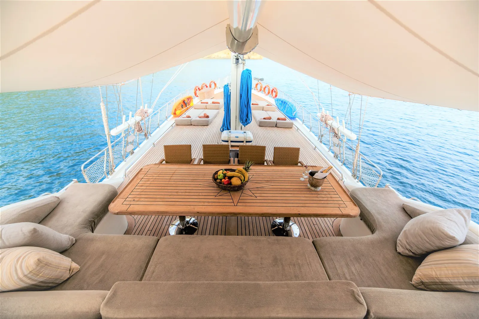 Kayhan 3 sailing in Fethiye