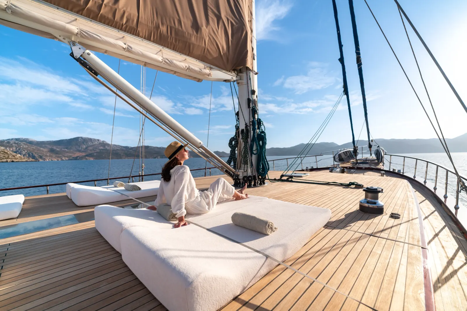 Getaway sailing in Göcek