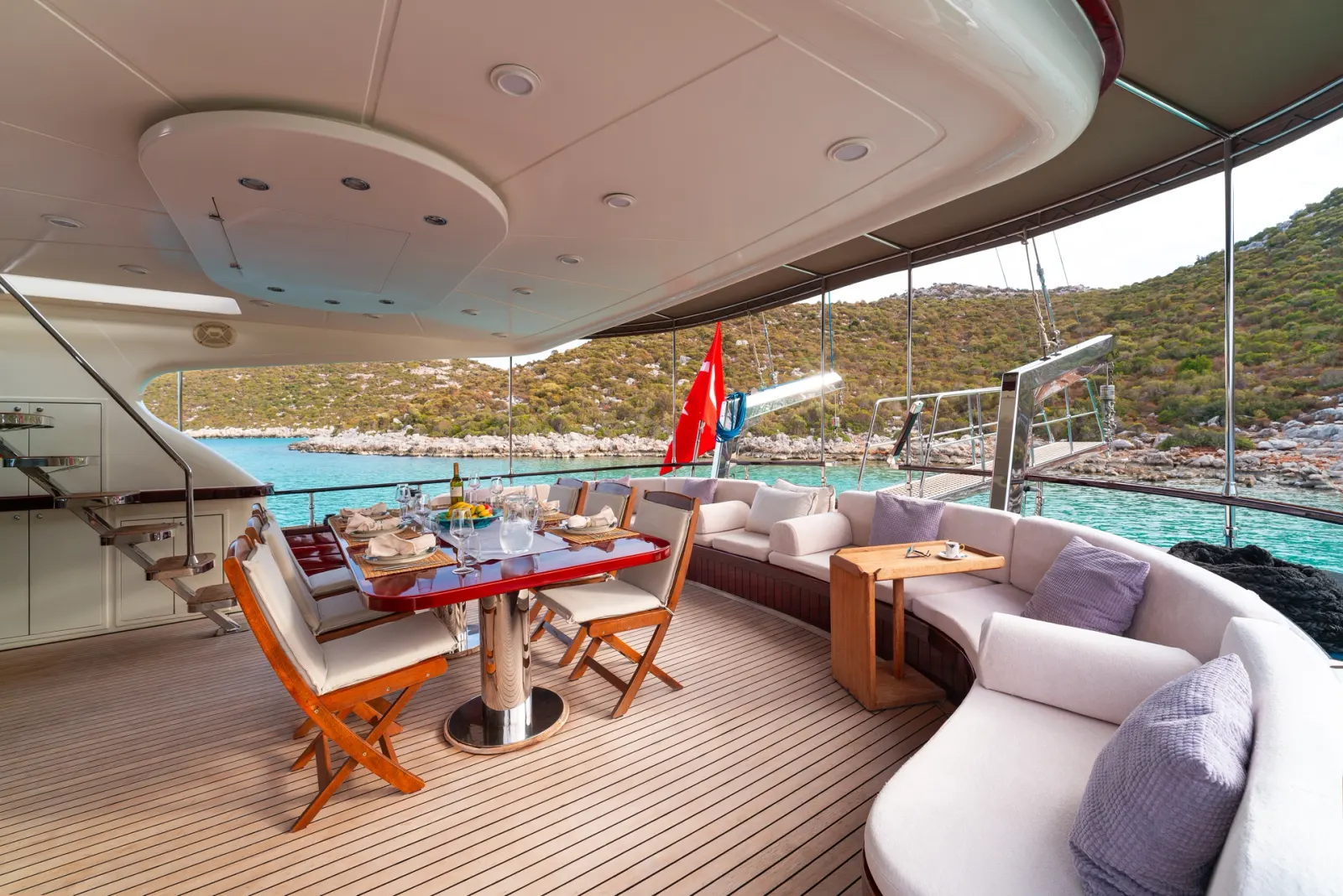 Getaway sailing in Göcek