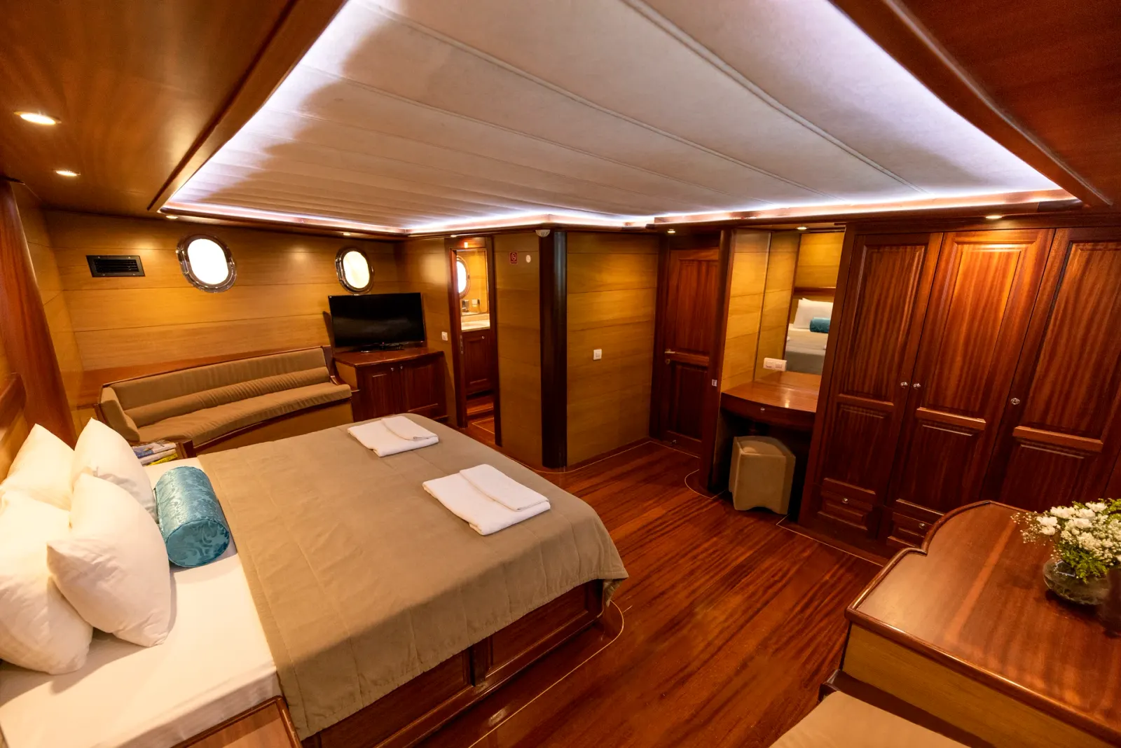 Kayhan 4 sailing in Fethiye