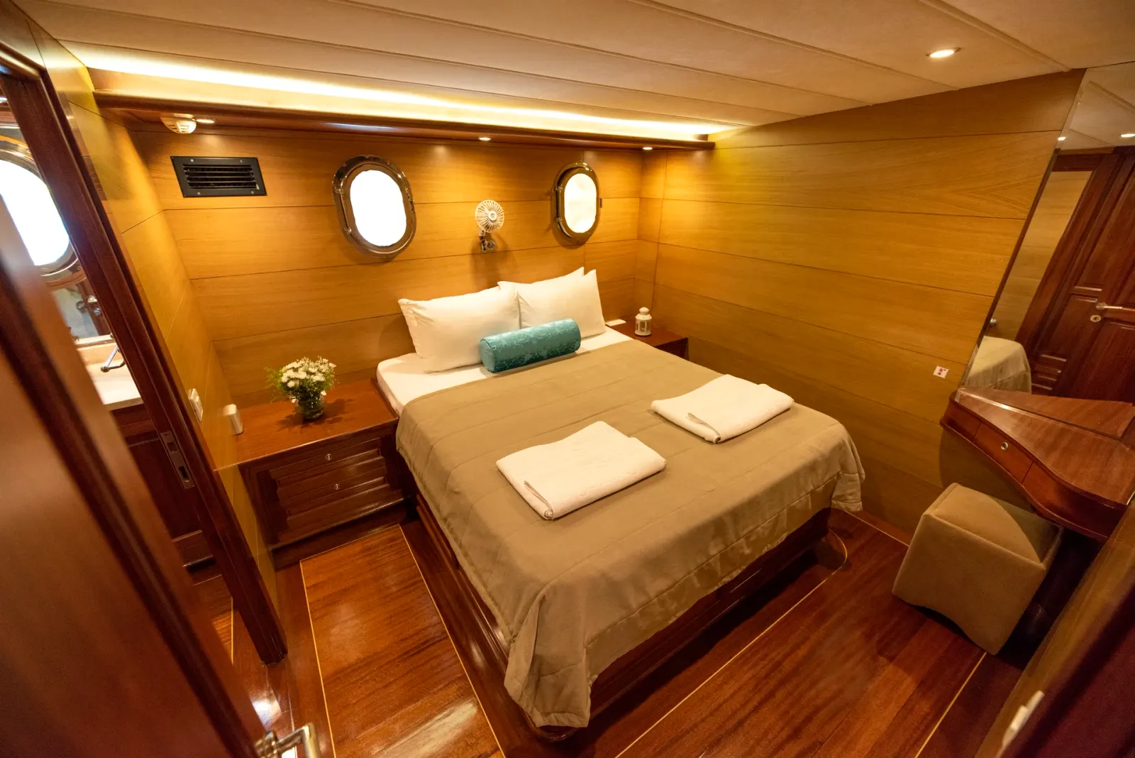 Kayhan 4 sailing in Fethiye