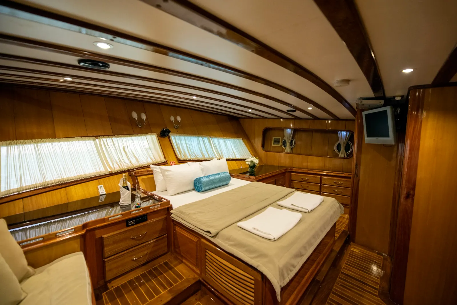 Kayhan 5 sailing in Fethiye