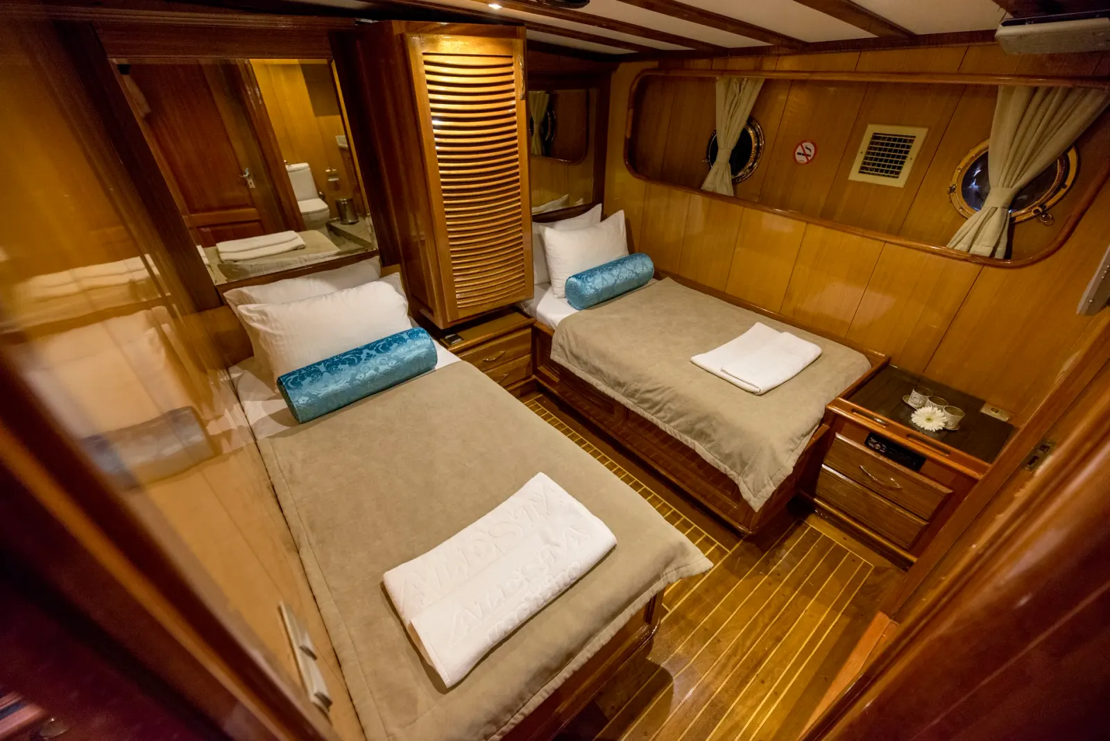 Kayhan 5 sailing in Fethiye