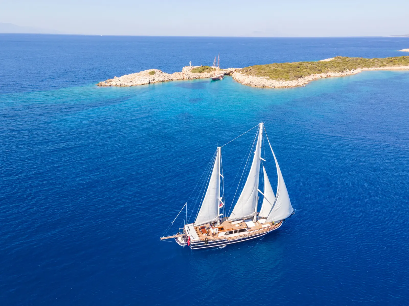 Dea Del Mare sailing in Bodrum