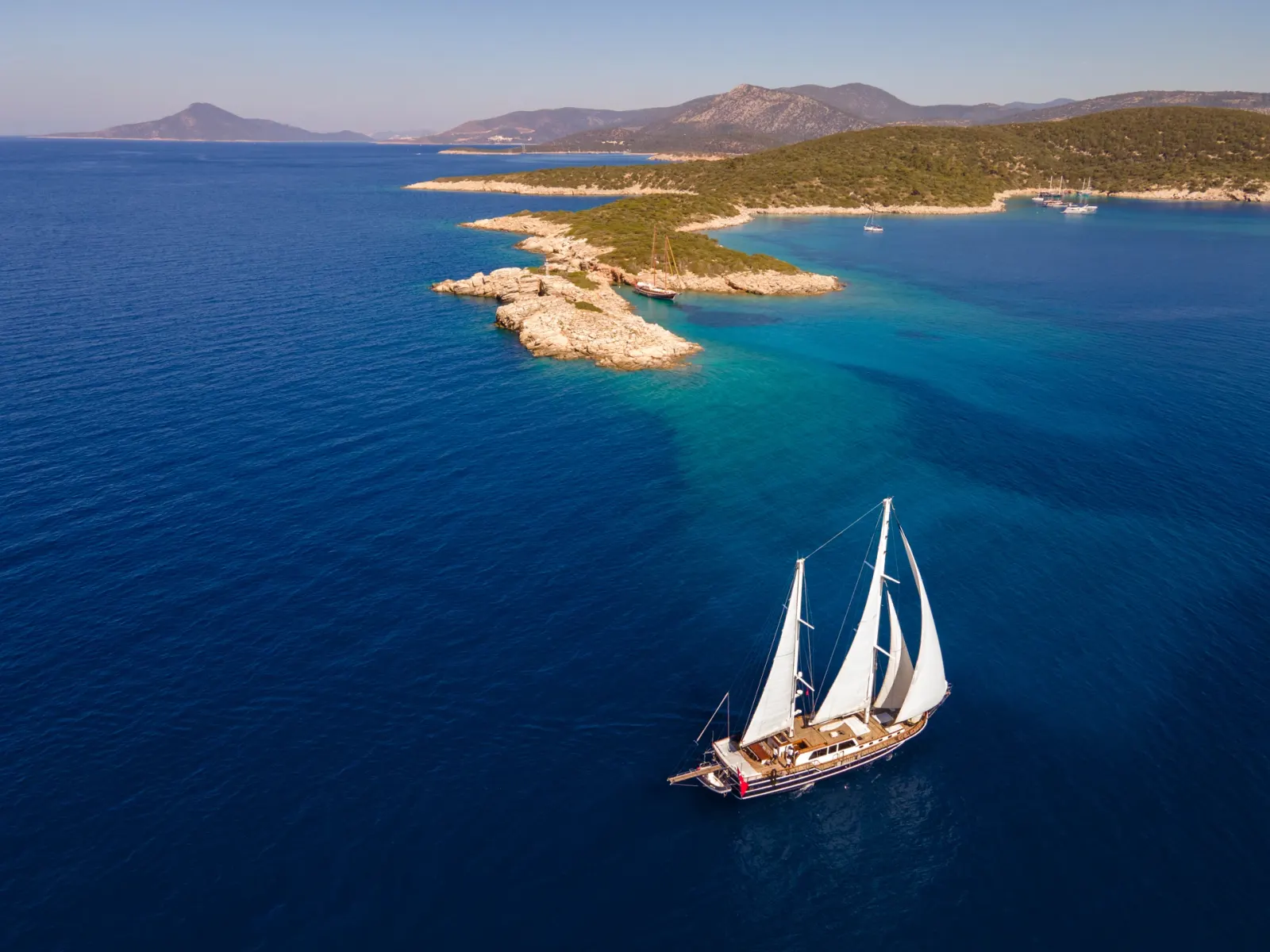 Dea Del Mare sailing in Bodrum