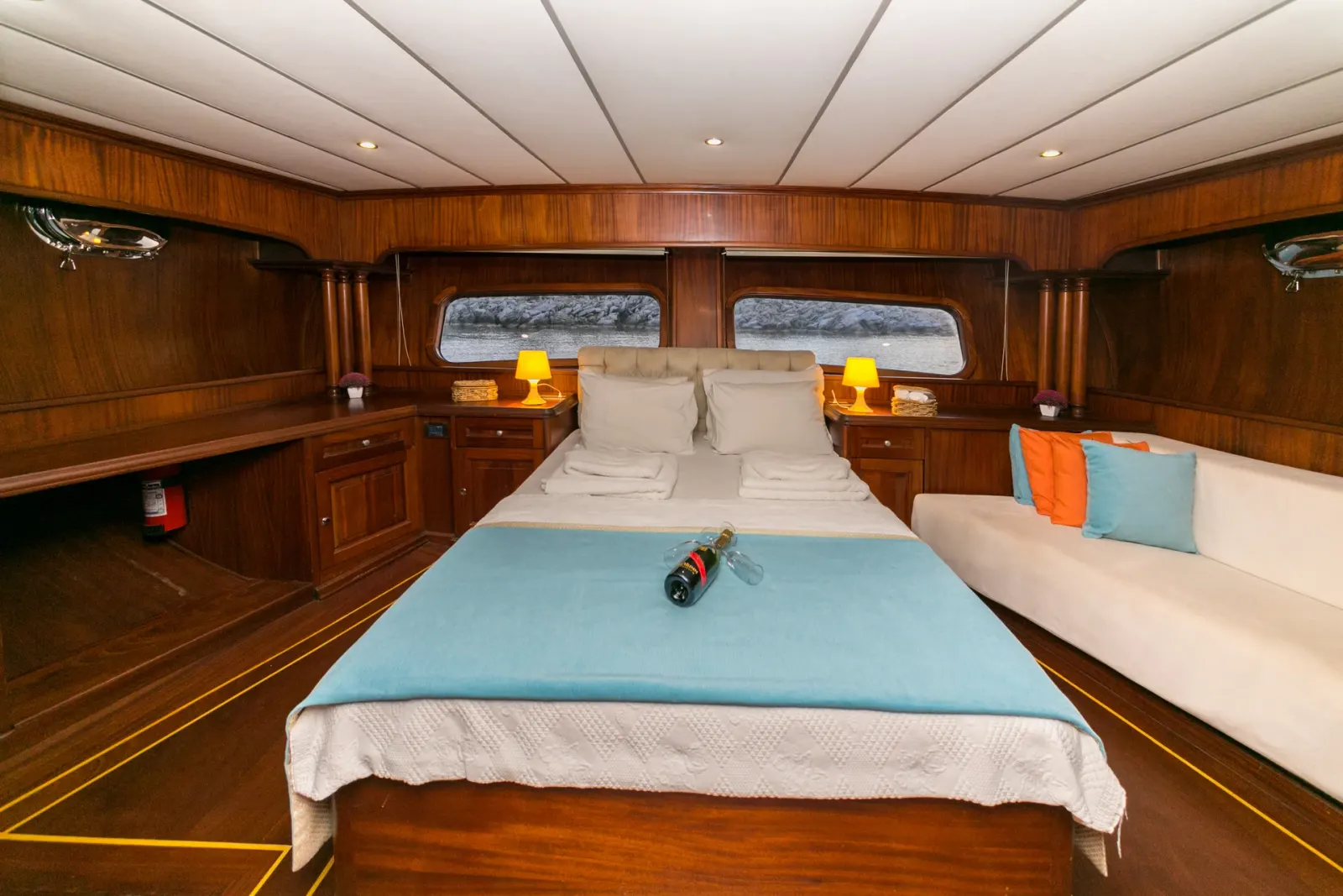 Dea Del Mare sailing in Bodrum
