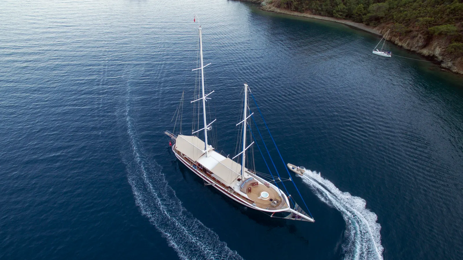 Kayhan Kaptan sailing in Fethiye