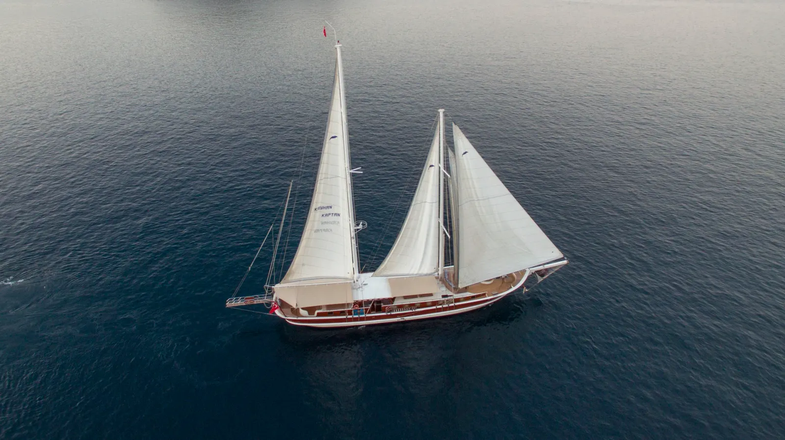 Kayhan Kaptan sailing in Fethiye