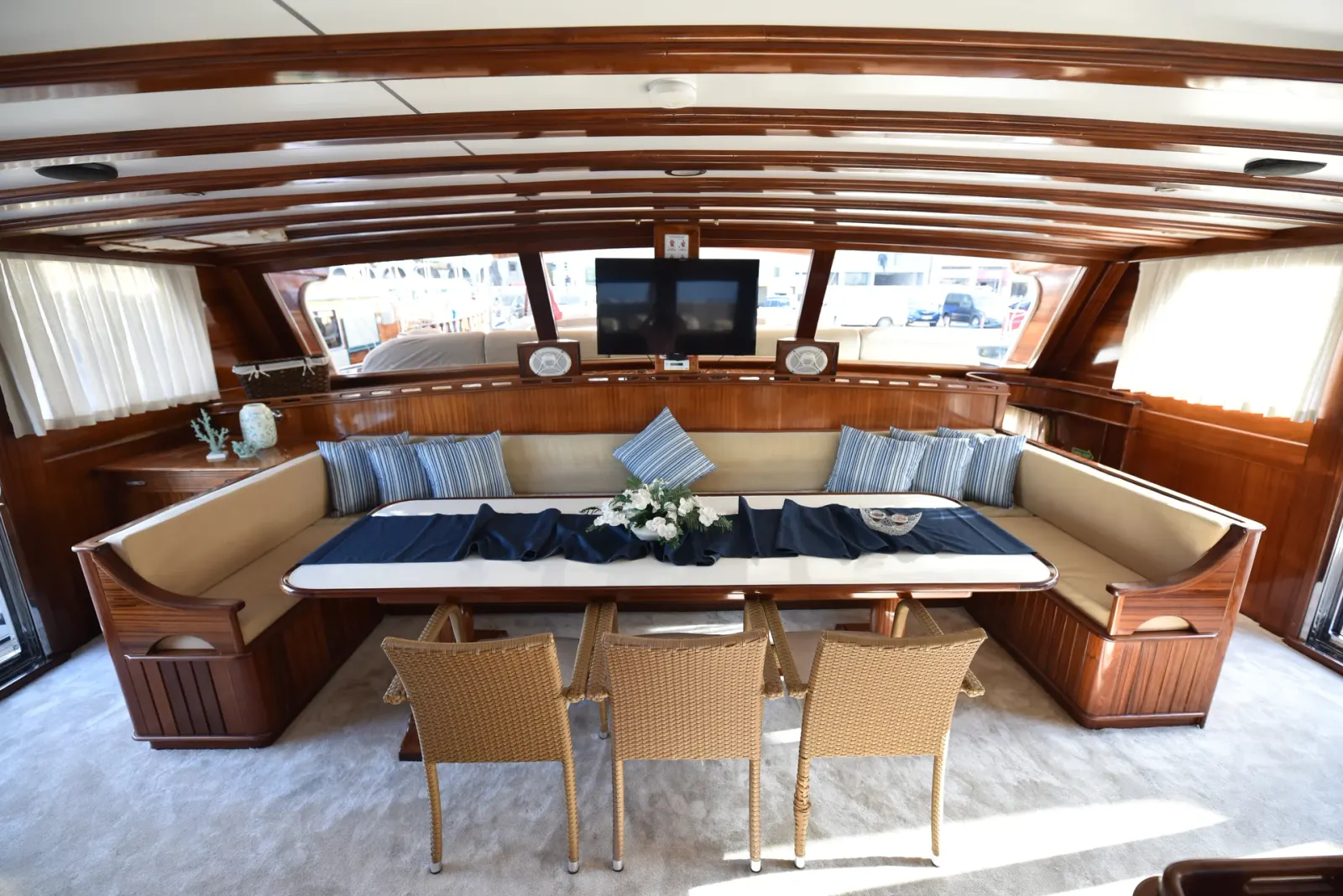 Kayhan Kaptan sailing in Fethiye