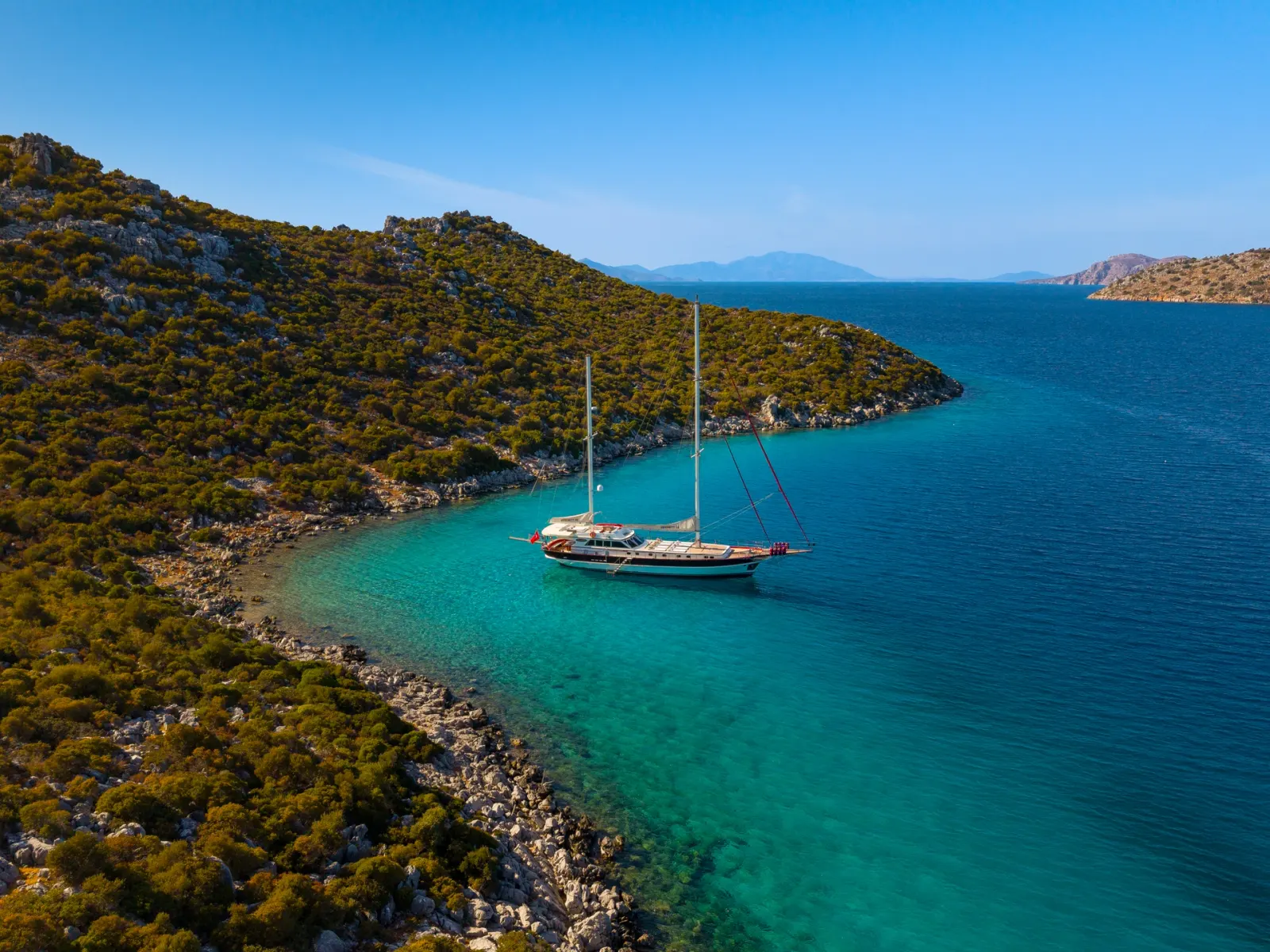 Serenity 86 sailing in Göcek