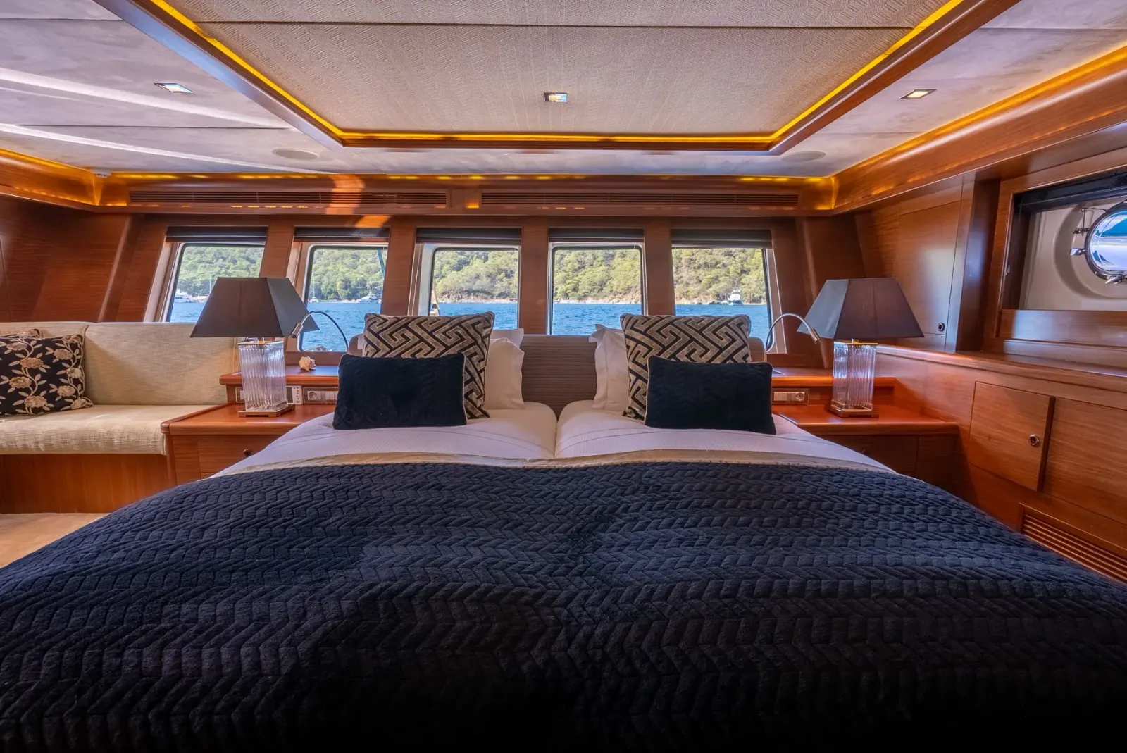 Daima sailing in Marmaris