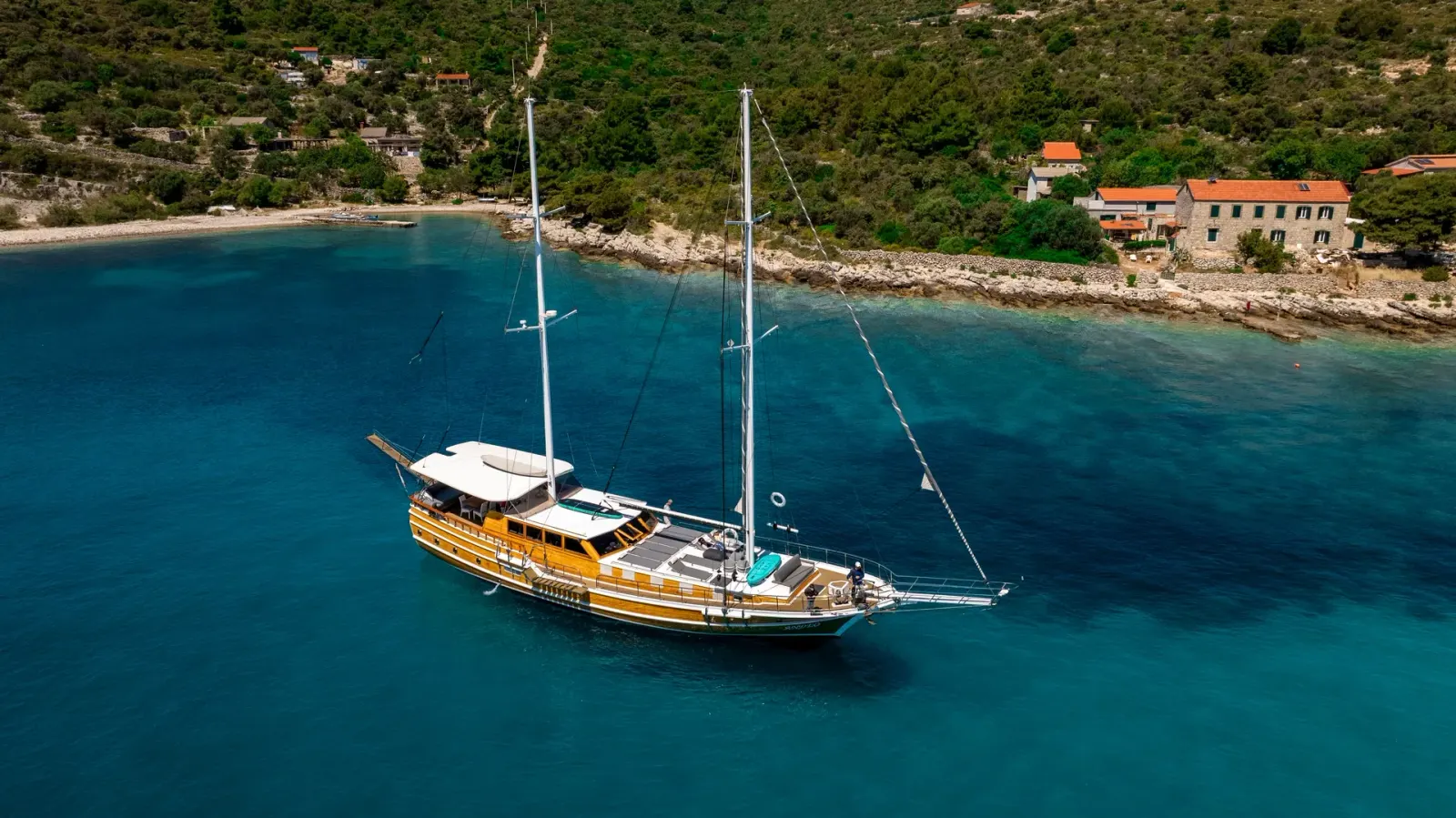 Andeo sailing in Dubrovnik