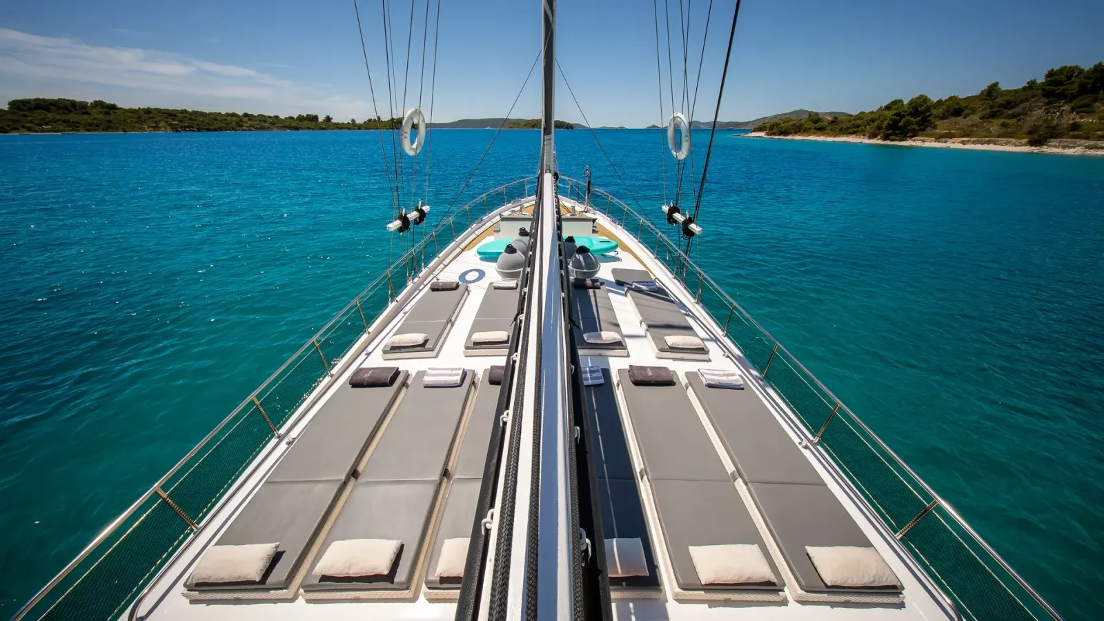 Andeo sailing in Dubrovnik