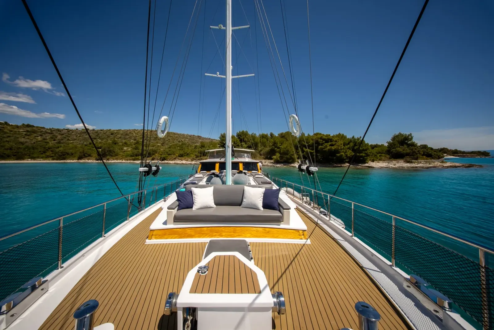 Andeo sailing in Dubrovnik