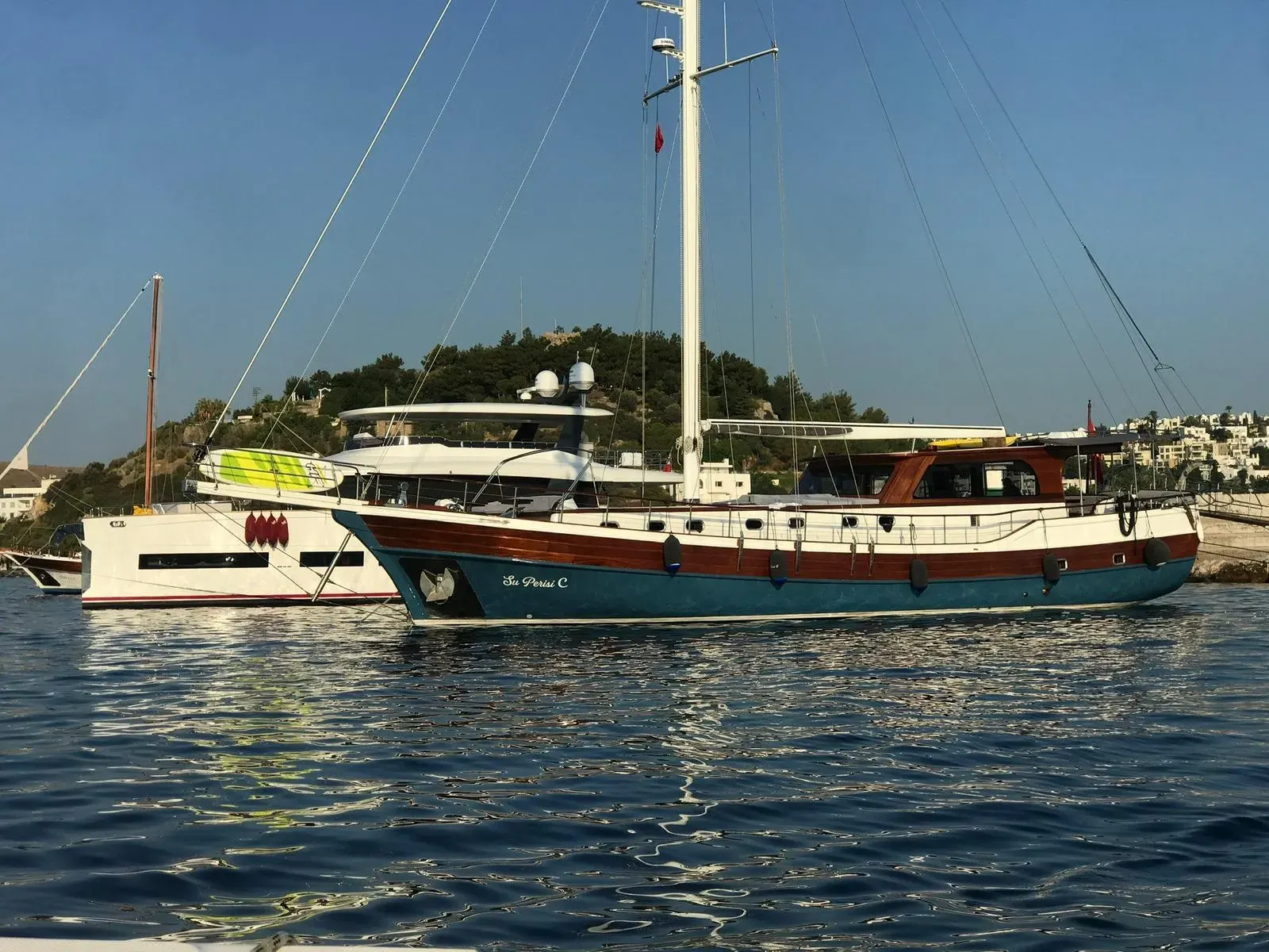 Su Perisi C sailing in Bodrum