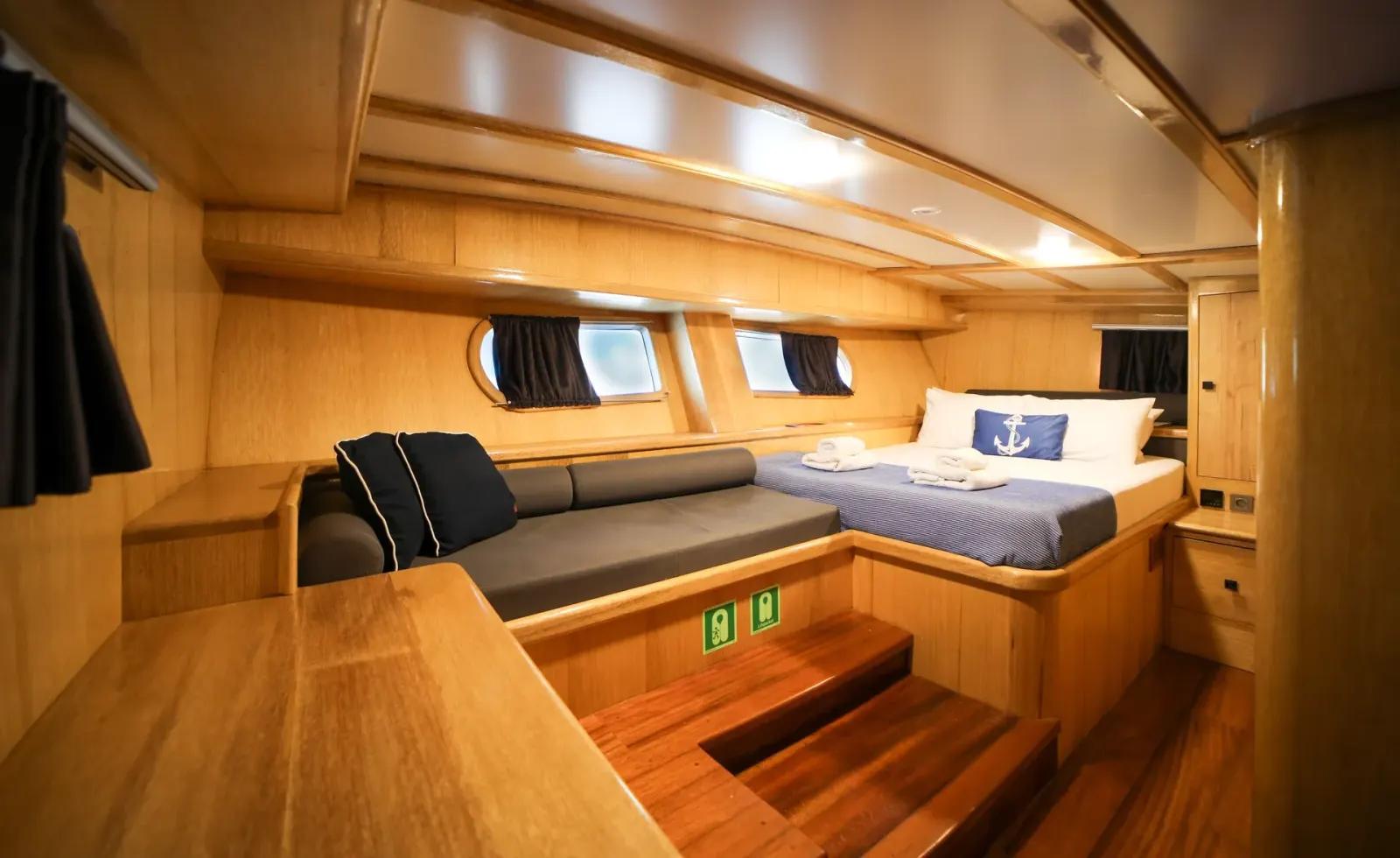 Su Perisi C sailing in Bodrum