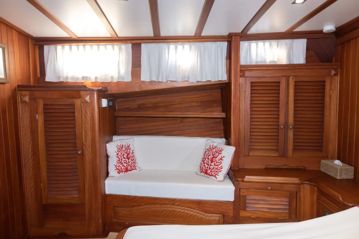 Kanarya sailing in Bodrum
