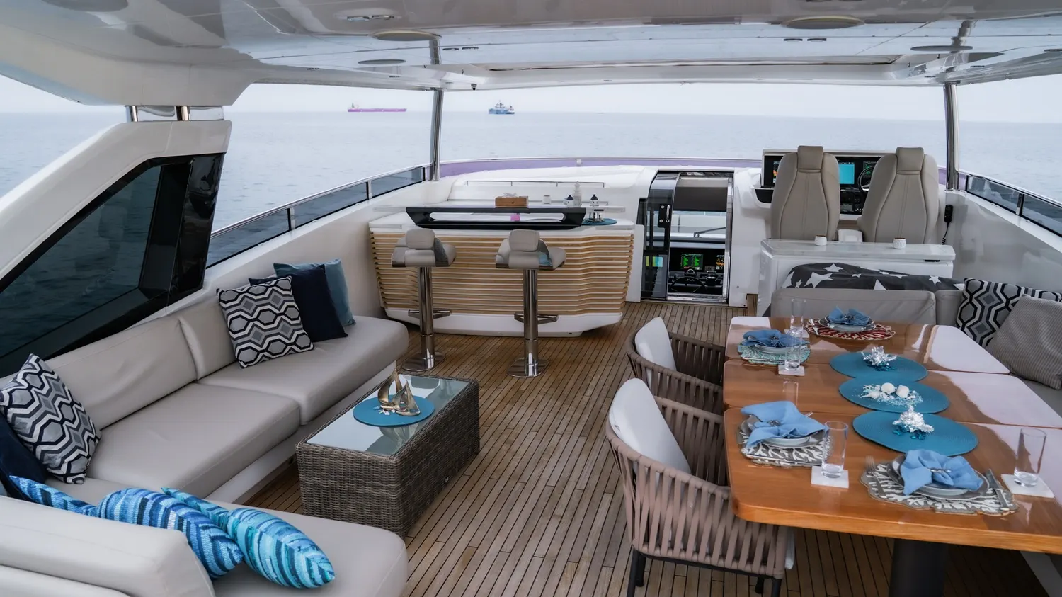 Anka sailing in Athen