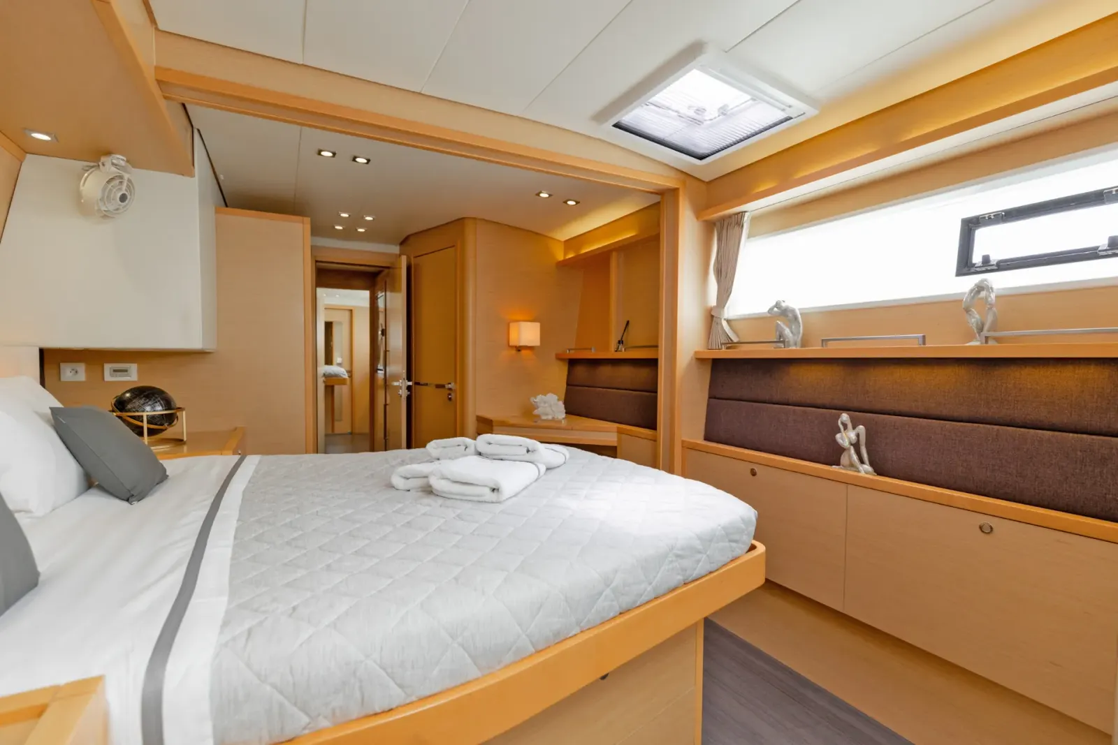 Meliti sailing in Atina