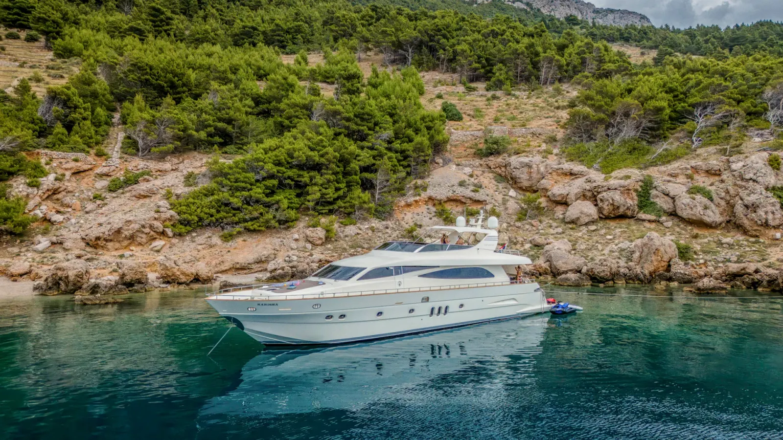 Karisma Motor Yacht interior cabin view