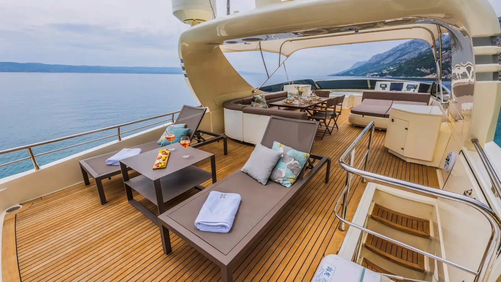Karisma sailing in Baska Voda
